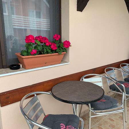 Nagcsalados Rozsa Apartman Balatonlelle Exteriér fotografie