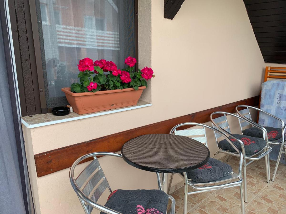 Nagcsalados Rozsa Apartman Balatonlelle Exteriér fotografie