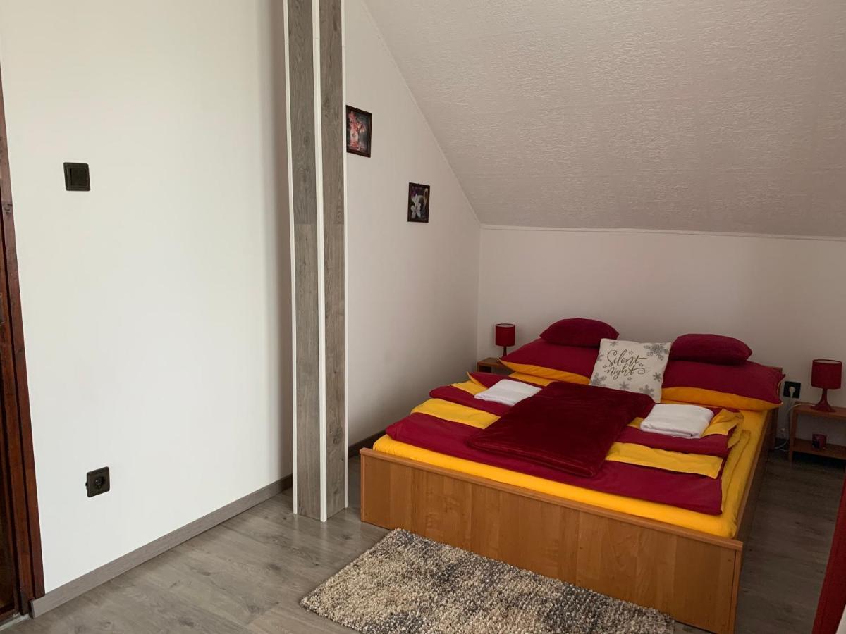 Nagcsalados Rozsa Apartman Balatonlelle Exteriér fotografie
