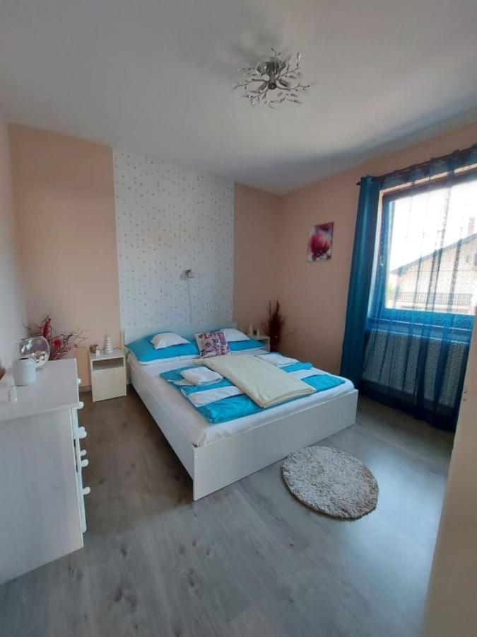 Nagcsalados Rozsa Apartman Balatonlelle Exteriér fotografie