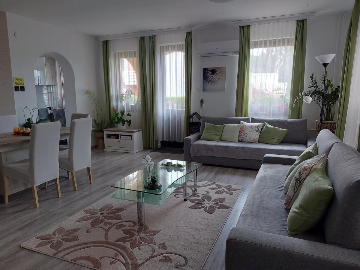Nagcsalados Rozsa Apartman Balatonlelle Exteriér fotografie