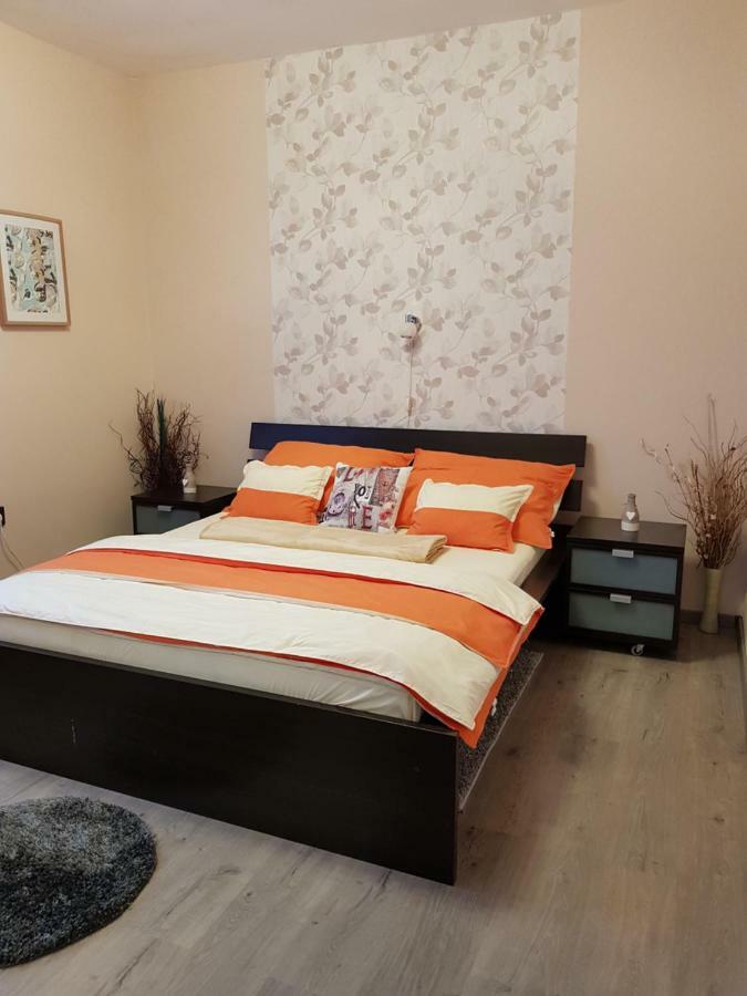 Nagcsalados Rozsa Apartman Balatonlelle Exteriér fotografie